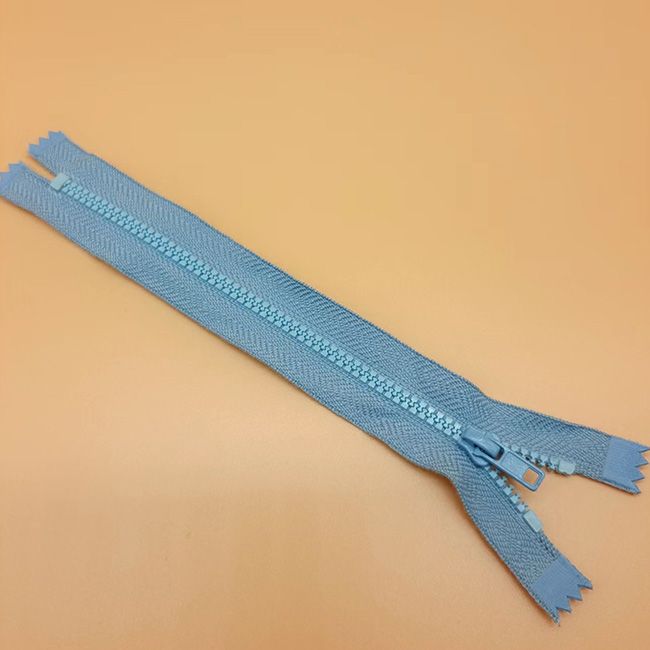 #3 Plastic Fire Retardant Closed-End Zipper