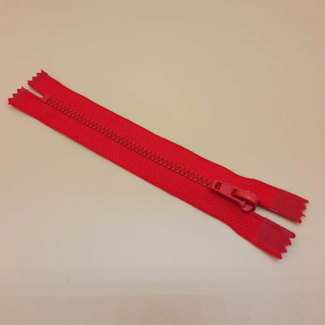 #3 Plastic Fire Retardant Closed-End Zipper